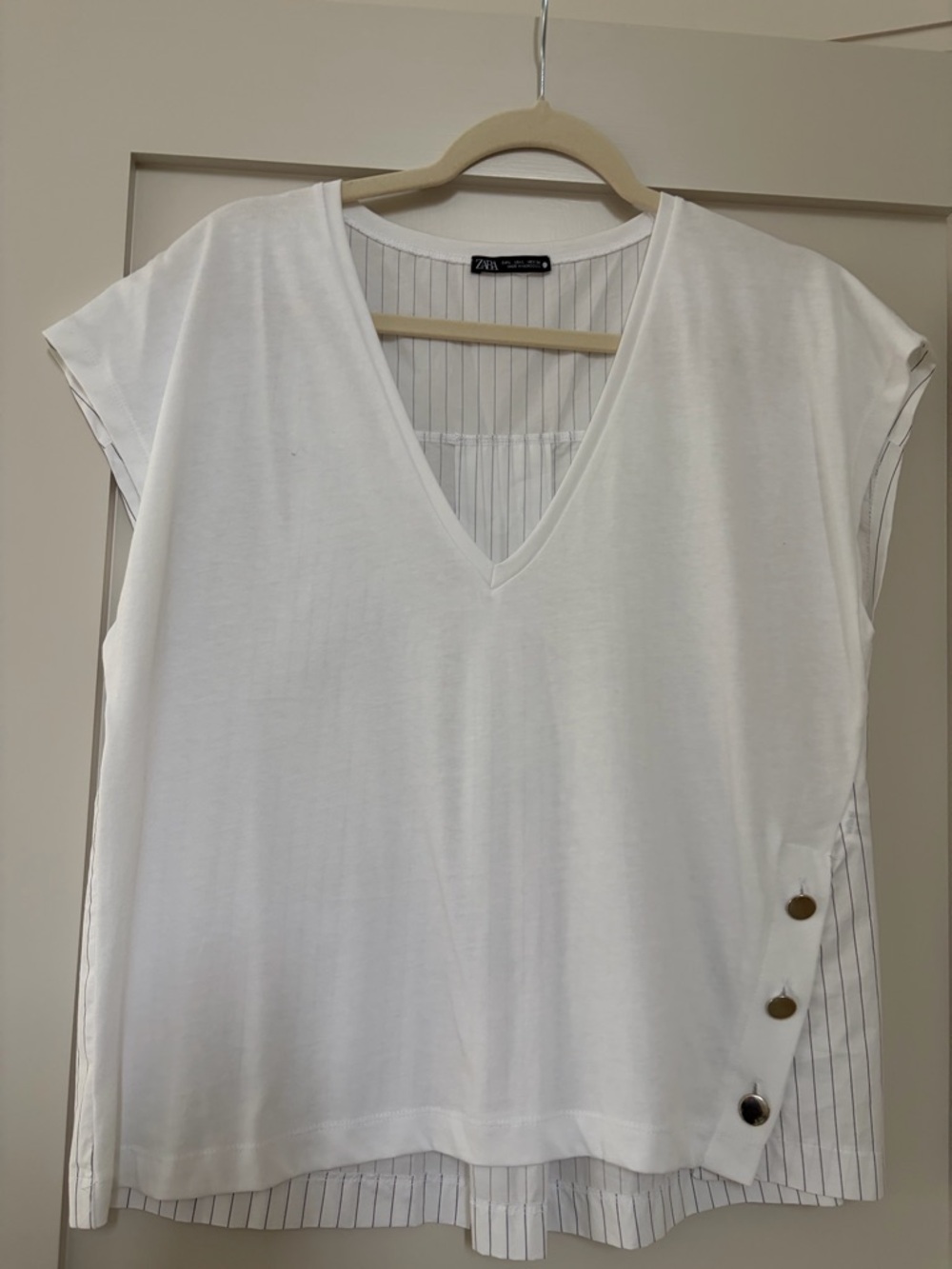 Zara White V-Neck Layered Tunic with Side Button Detail